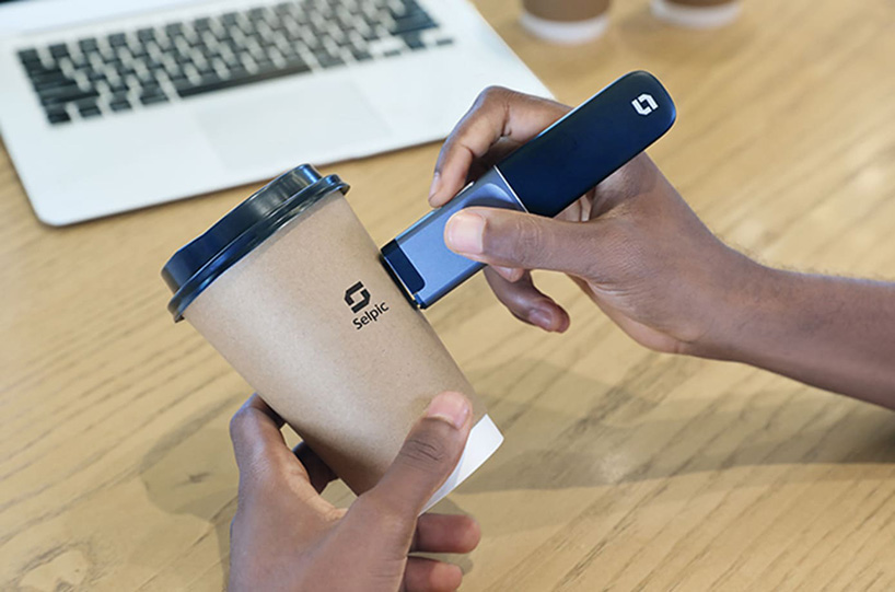 selpic P1 is the world’s smallest handheld printer