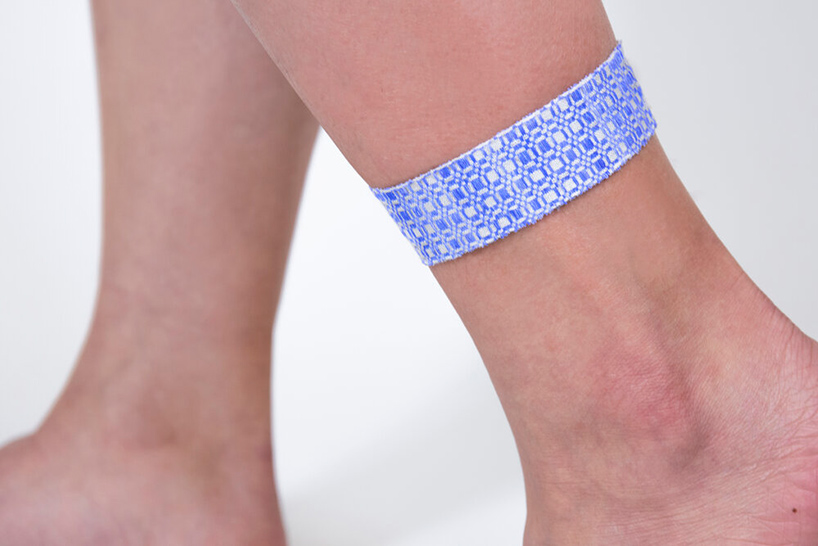 with hybrid body lab's 'wovenskin,' you can feel alerts directly on your skin