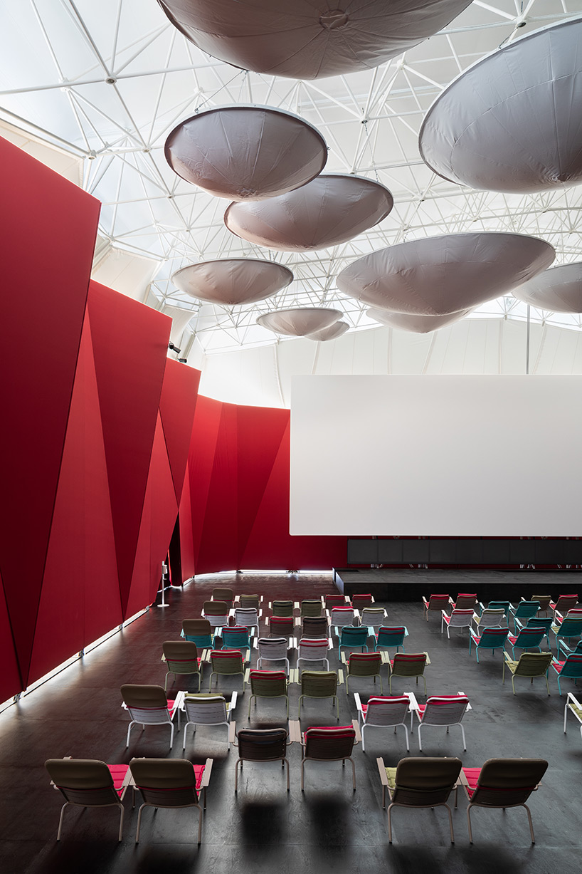 SNKH's pop-up cinema at moscow's garage museum resembles an inverted bedouin tent