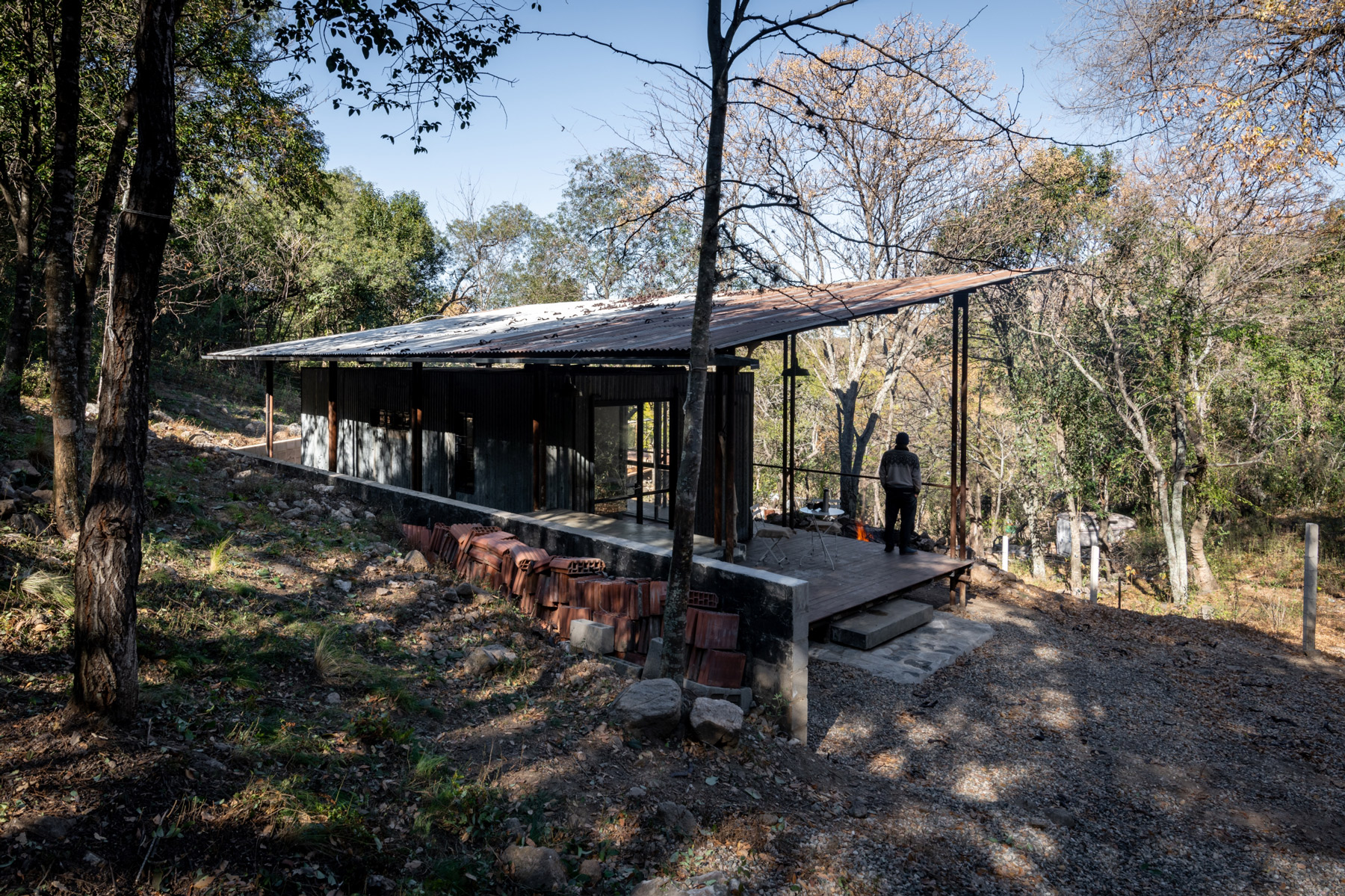 STC-arquitectos-refuge-la-paisanita-cordoba-argentina-designboom-1800b