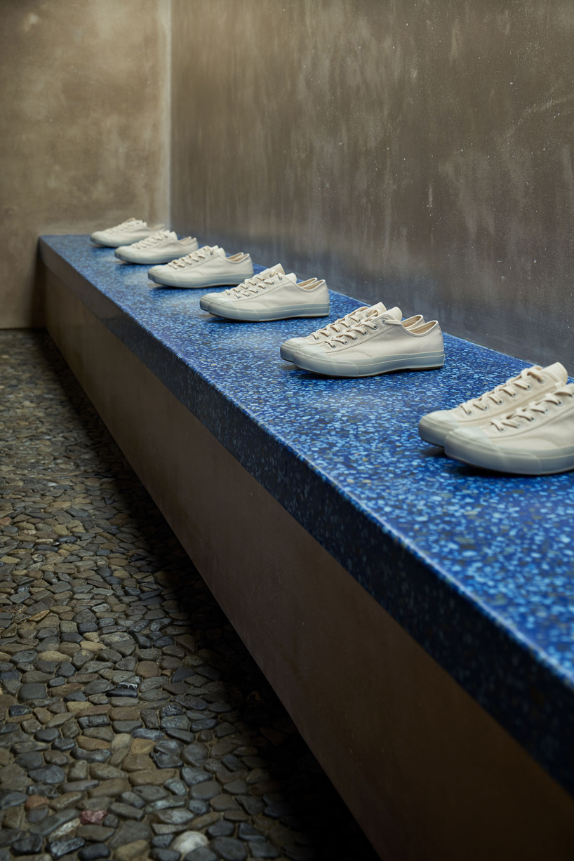 Common projects best sale flagship store