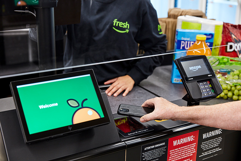 opens first Fresh grocery store, debuts high-tech shopping cart in  retail expansion – GeekWire