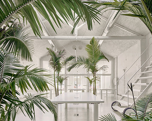 arquitectura-G creates a light-filled, creative co-working space: acid house barcelona