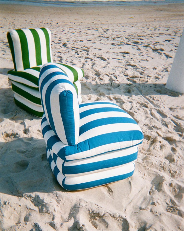 the pillow chair by ash NYC evokes the summertime mood of the italian