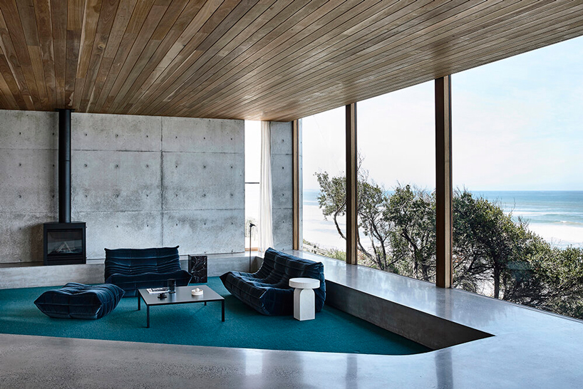 auhaus builds a beachside house around a central courtyard in australia designboom