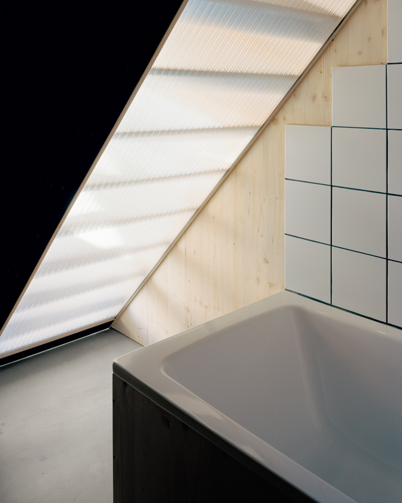 transluscent surfaces in the bathroom