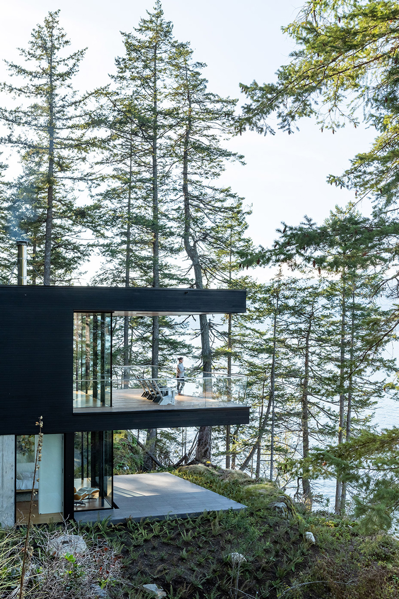 bowen island house by omb is a peaceful family retreat in canada