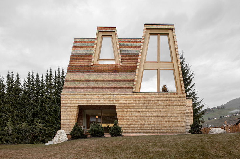 pedevilla architects clads alpine family residence in hand-split larch shingles in south tyrol