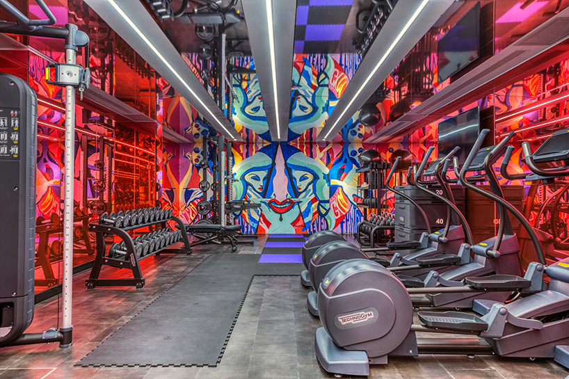 beachfront bohemia: baranowitz + kronenberg captures colorful island culture at the W ibiza