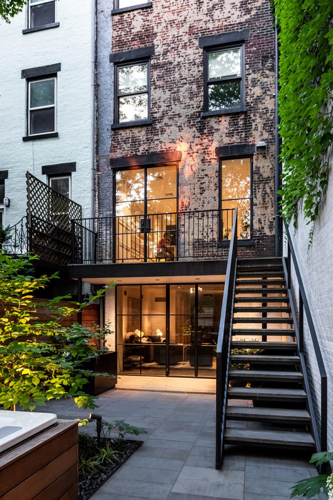 worrell yeung transforms townhouse garden in historic brooklyn heights