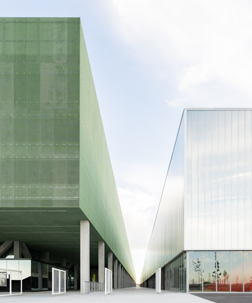 OMA designs toulouse's new exhibition and convention center as an 'urban machine'