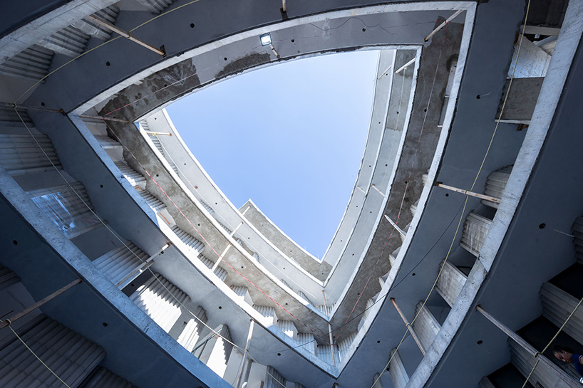 iwan baan photographs 'las americas', a social housing project in mexico by SO – IL