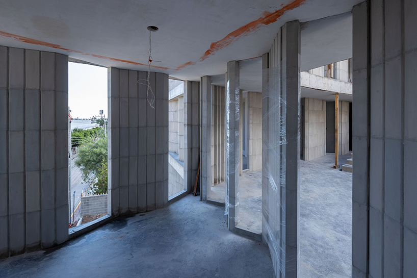 iwan baan photographs 'las americas', a social housing project in mexico by SO – IL