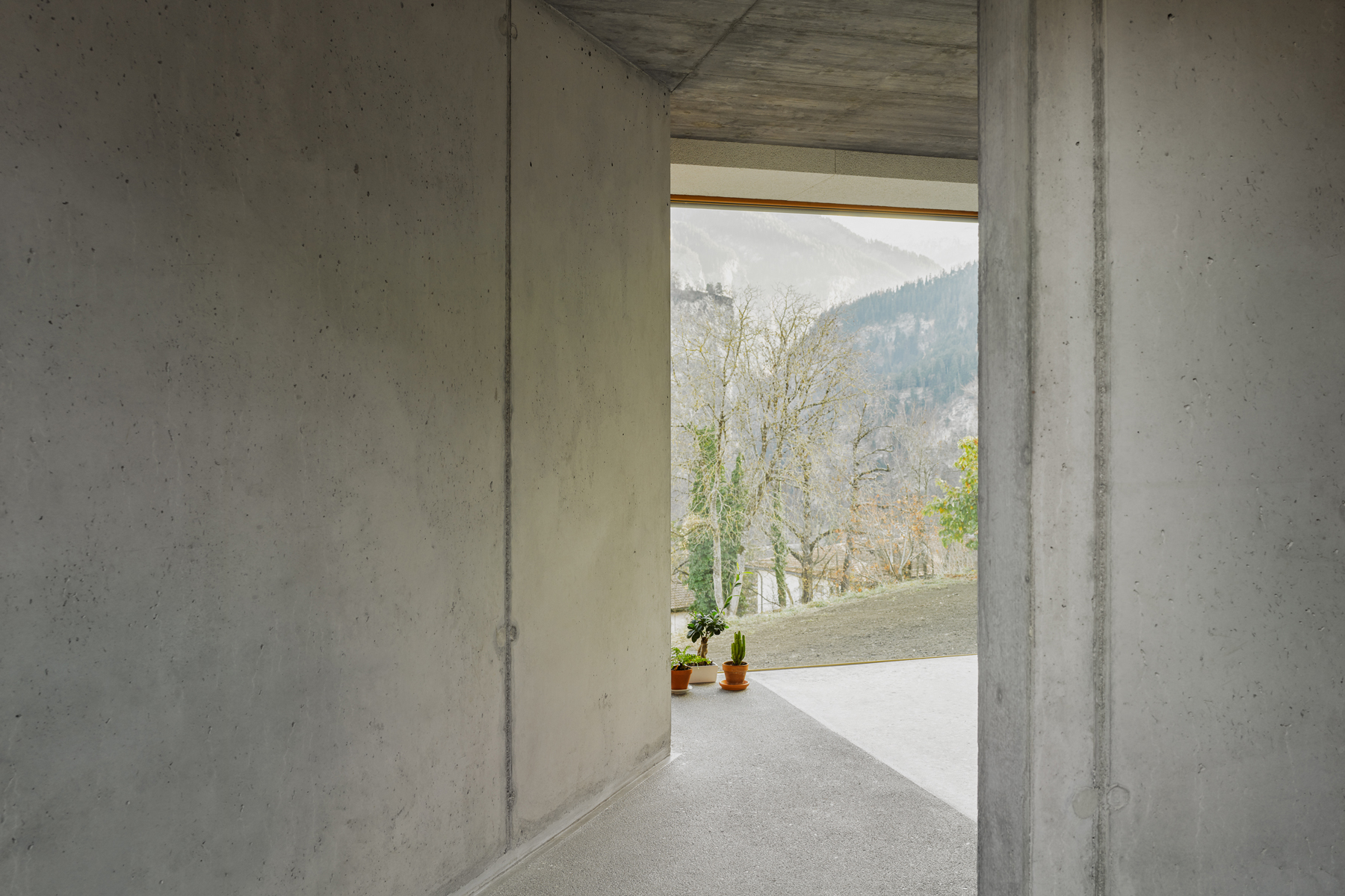 angela-deuber-architects-private-house-in-thusis-designboom-1800-2