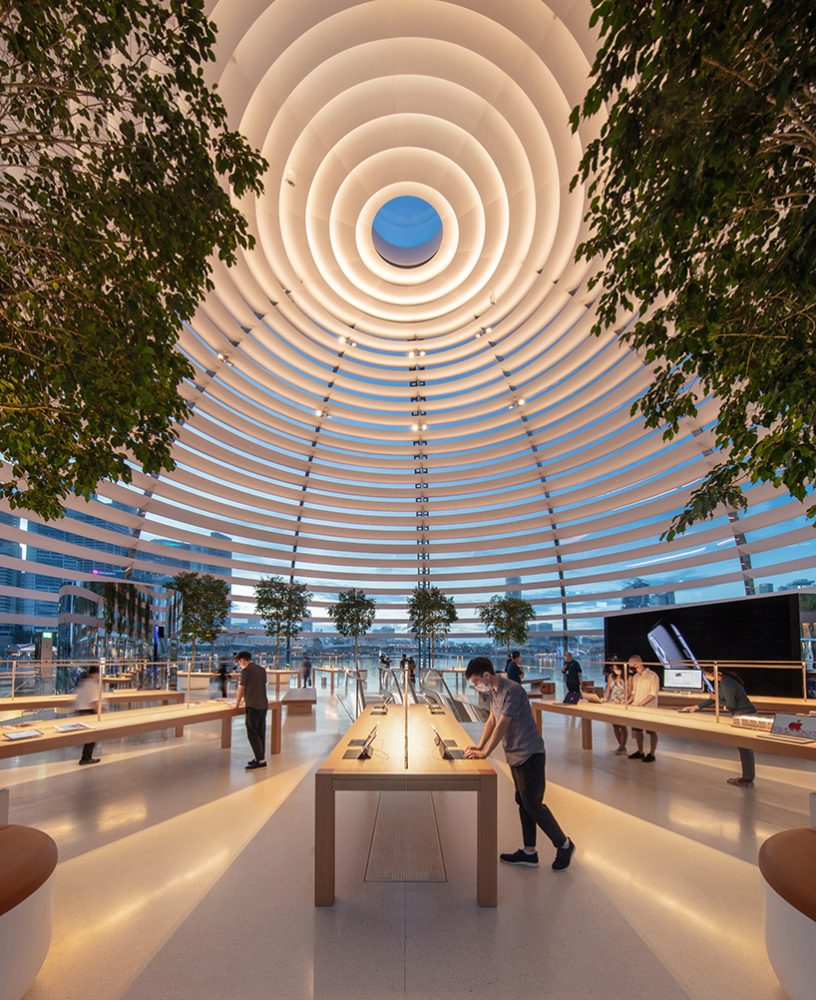 visit apple store singapore