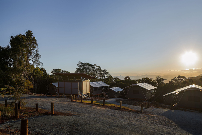 Aspect Architecture Immerses O Reilly S Campground Retreat In Australian Rainforest