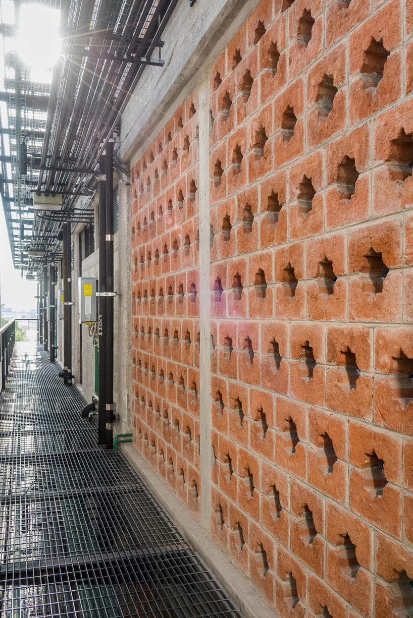 BAAQ' inserts wooden modular system to 1960s apartment building in mexico city