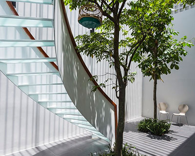 CTA builds residence in vietnam with in-between garden spaces for quality family time