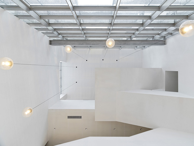 OPEN designs 'drama box' performing arts center in pingshan, china