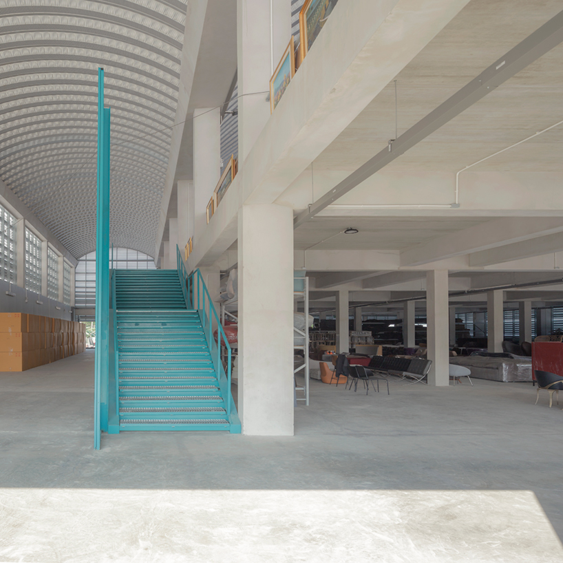 all(zone) encloses bangkok duriflex warehouse with huge industrial vaults