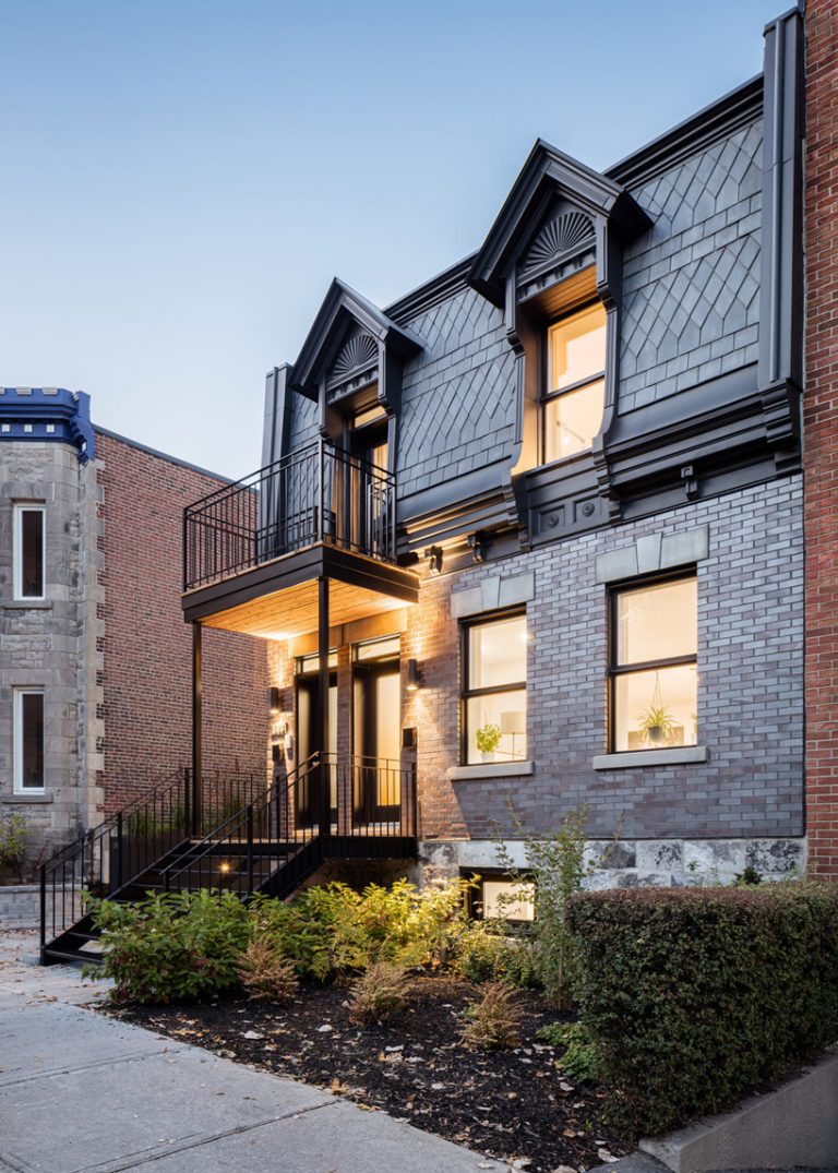 guillaume lévesque adds contemporary townhouse to 1880s duplex ...