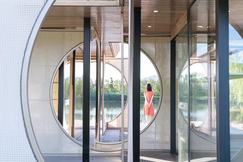 'the screen pavilion' by ray&emilio studio is a complex, clustered space to be explored