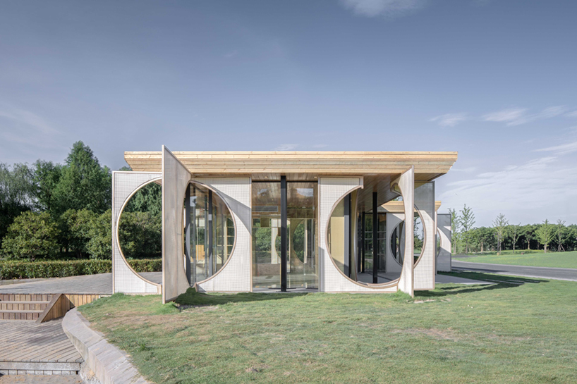 'the screen pavilion' by ray&emilio studio is a complex, clustered space to be explored