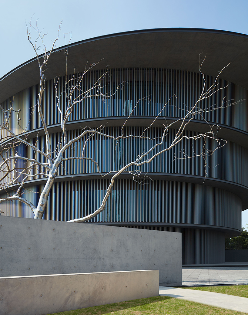 tadao ando completes he art museum in southeast china