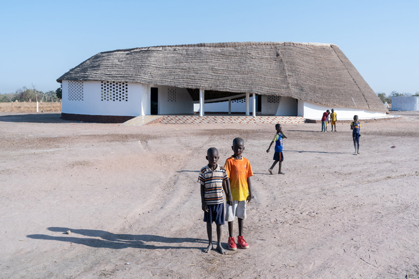 toshiko mori completes oval-shaped fass school and teachers’ residence in remote senegal