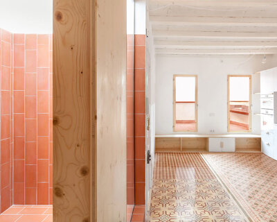 agora arquitectura transforms its 'house with a patio between two terraces' in barcelona