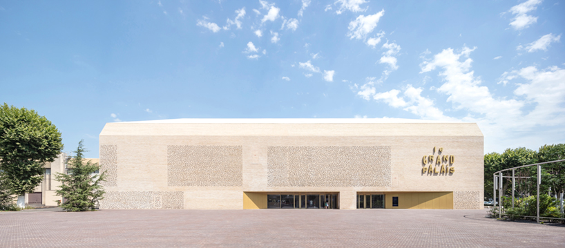 antonio virga architecte completes luminous, perforated cinema in cahors, france