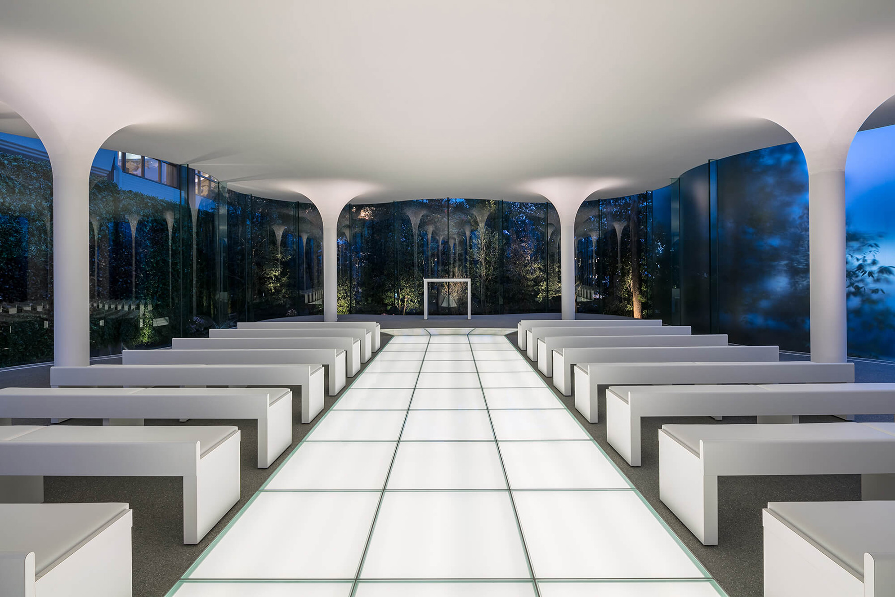 cloud-of-luster-chapel-tetsuya-matsumoto-ktx-himeji-city-japan-designboom-005a