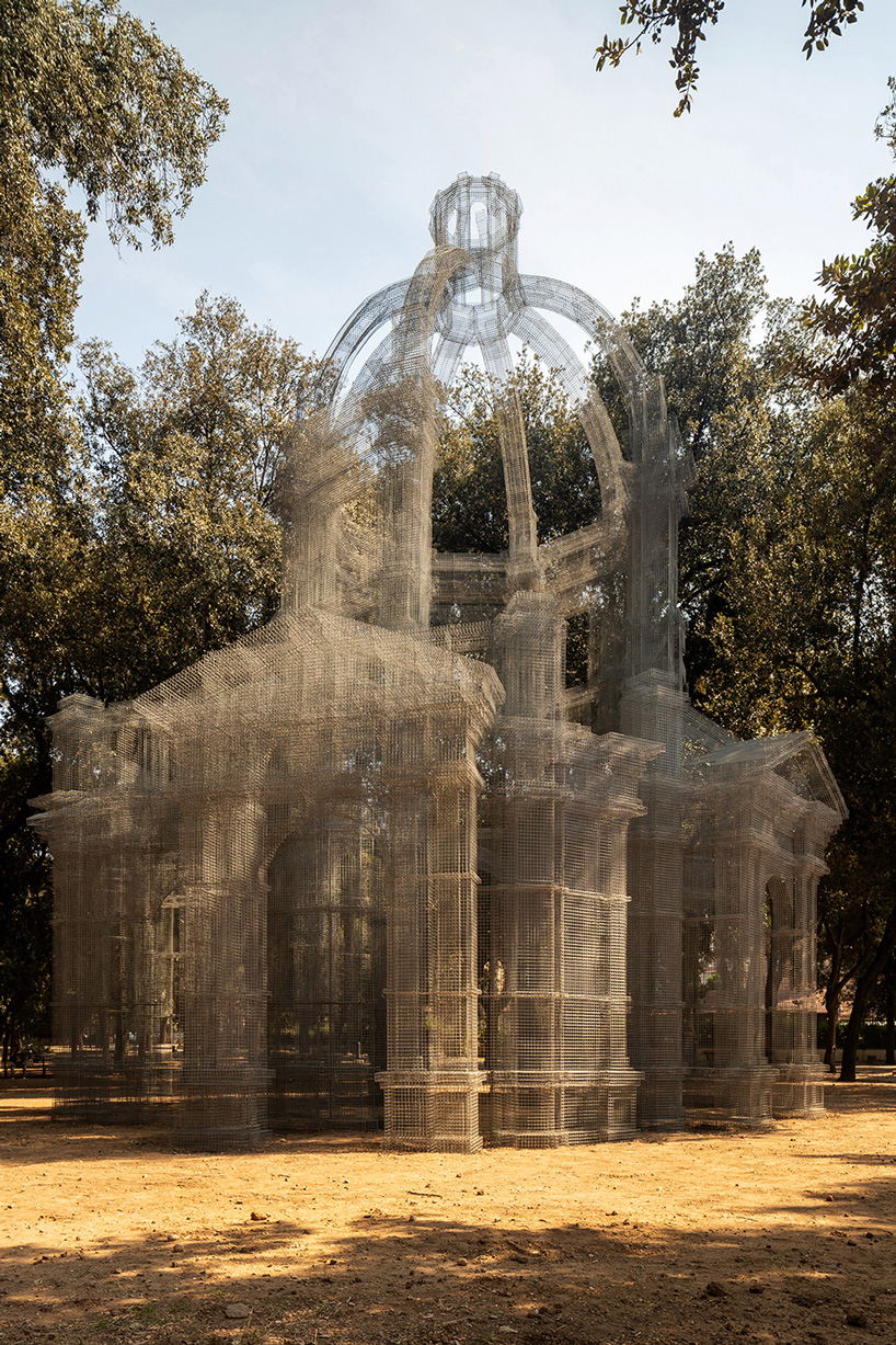 edoardo tresoldi's wire mesh 'etherea' installation arrives in rome for 'back to nature'