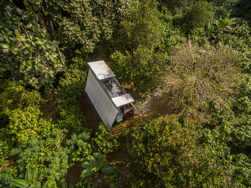 compact 'huaira' dwelling in ecuador generates a negative carbon footprint