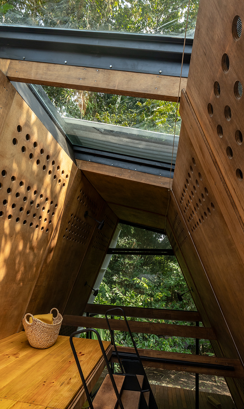 compact 'huaira' dwelling in ecuador generates a negative carbon footprint