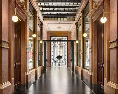 nomah & JSa transform iconic office building in mexico city into sense-engaging hotel