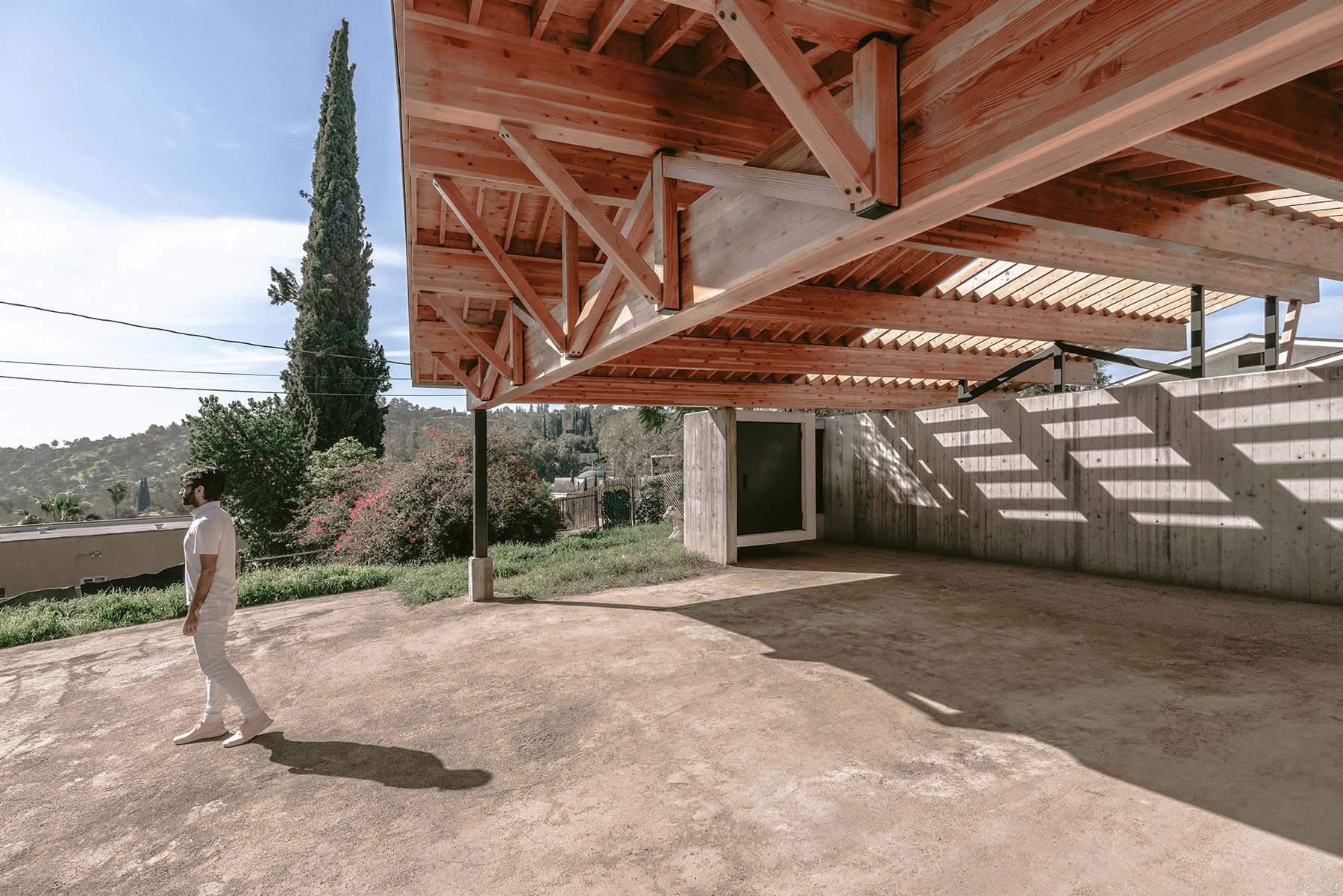 the-LADG-house-in-los-angeles-1-designboom-1800b