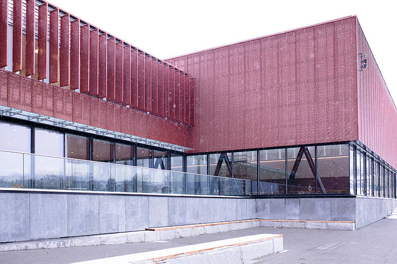 white arkitekter helps universal well-being with bølgen bath & leisure center in norway