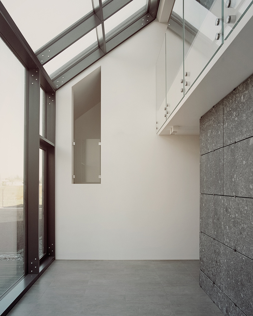 Lca Architetti Completes Casa Quattro With Eccentric Use Of Straw And Cork