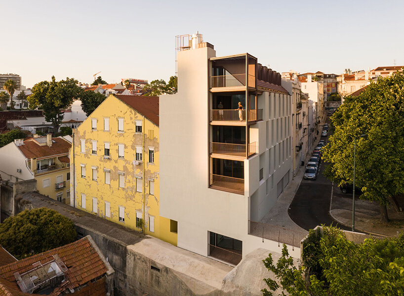 antónio costa lima celebrates historic lisbon aqueduct with de-materializing dwelling