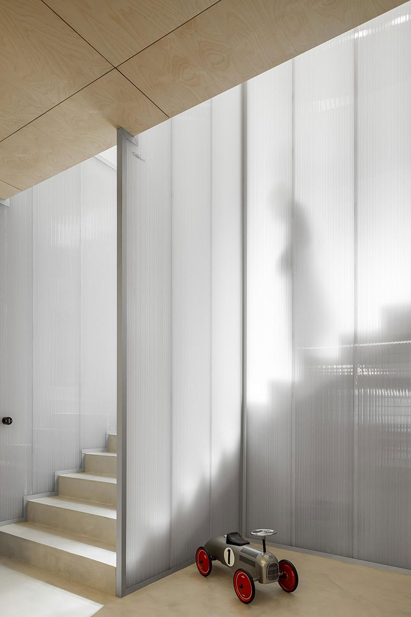 warehouse morinho studere