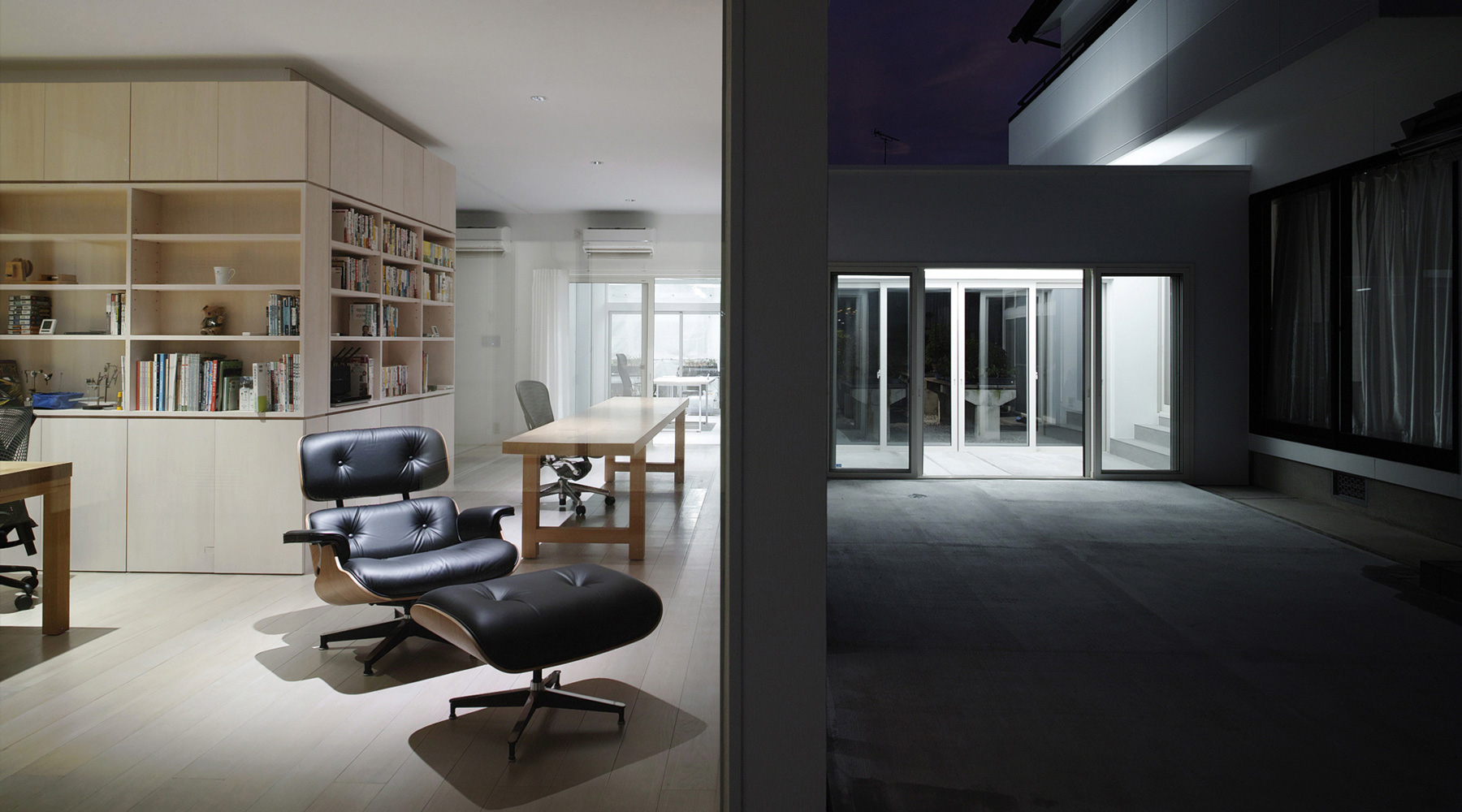 keisuke hatakenaka adds office + greenhouse to minimal residence in japan