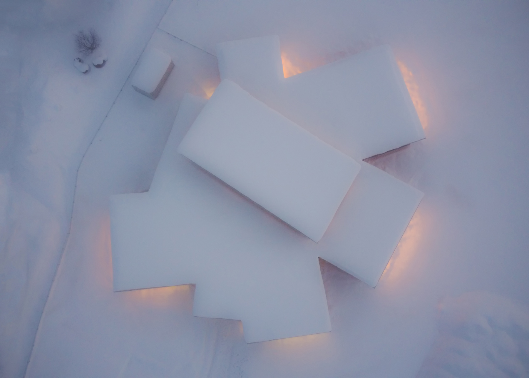 kengo-kuma-yawara-nursery-hokkaido-japan-designboom-1800b