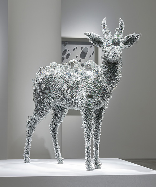 kohei nawa presents 'pixcell' sculptures and velvet 'paintings' for oracle at gyre gallery