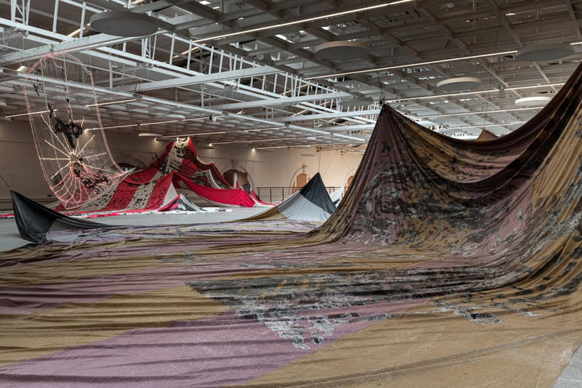 'utopia saved' brings lee bul's works into dialogue with the russian avant-garde at the manege