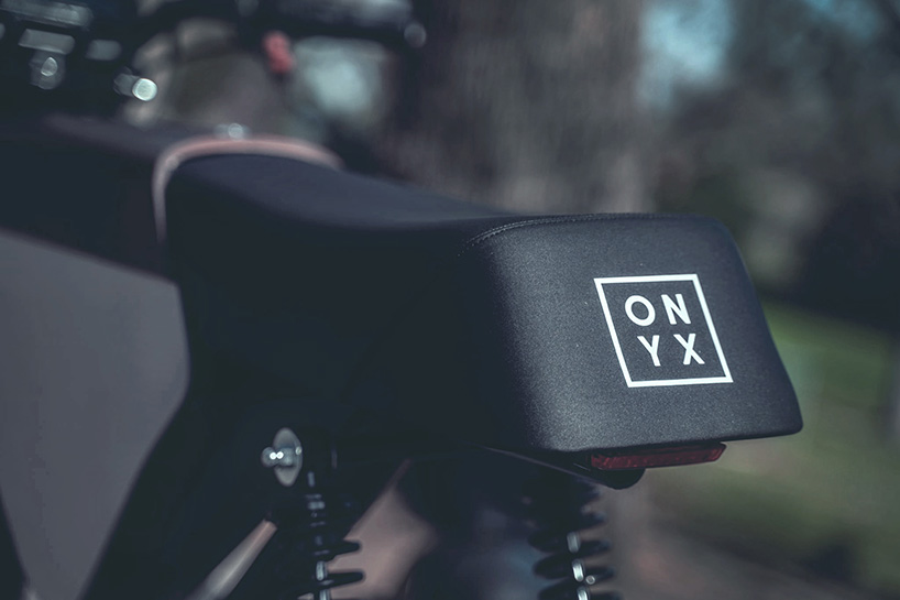 ONYX updates RCR retro electric motorcycle with 200km of autonomy + 5 kW motor