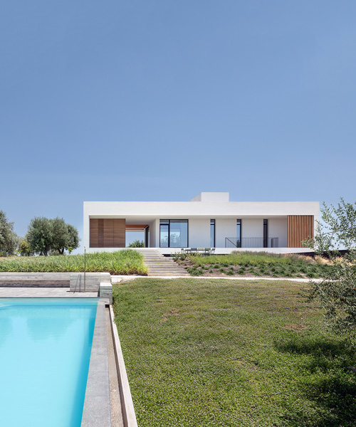 studio nuy van noort inserts holiday villa in the midst of sicily's rolling hills and olive groves