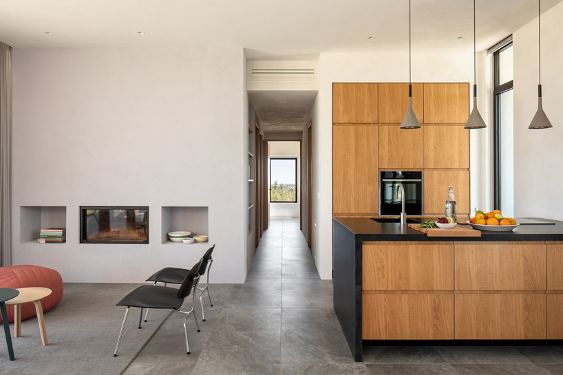 studio nuy van noort inserts holiday villa in the midst of sicily's rolling hills and olive groves