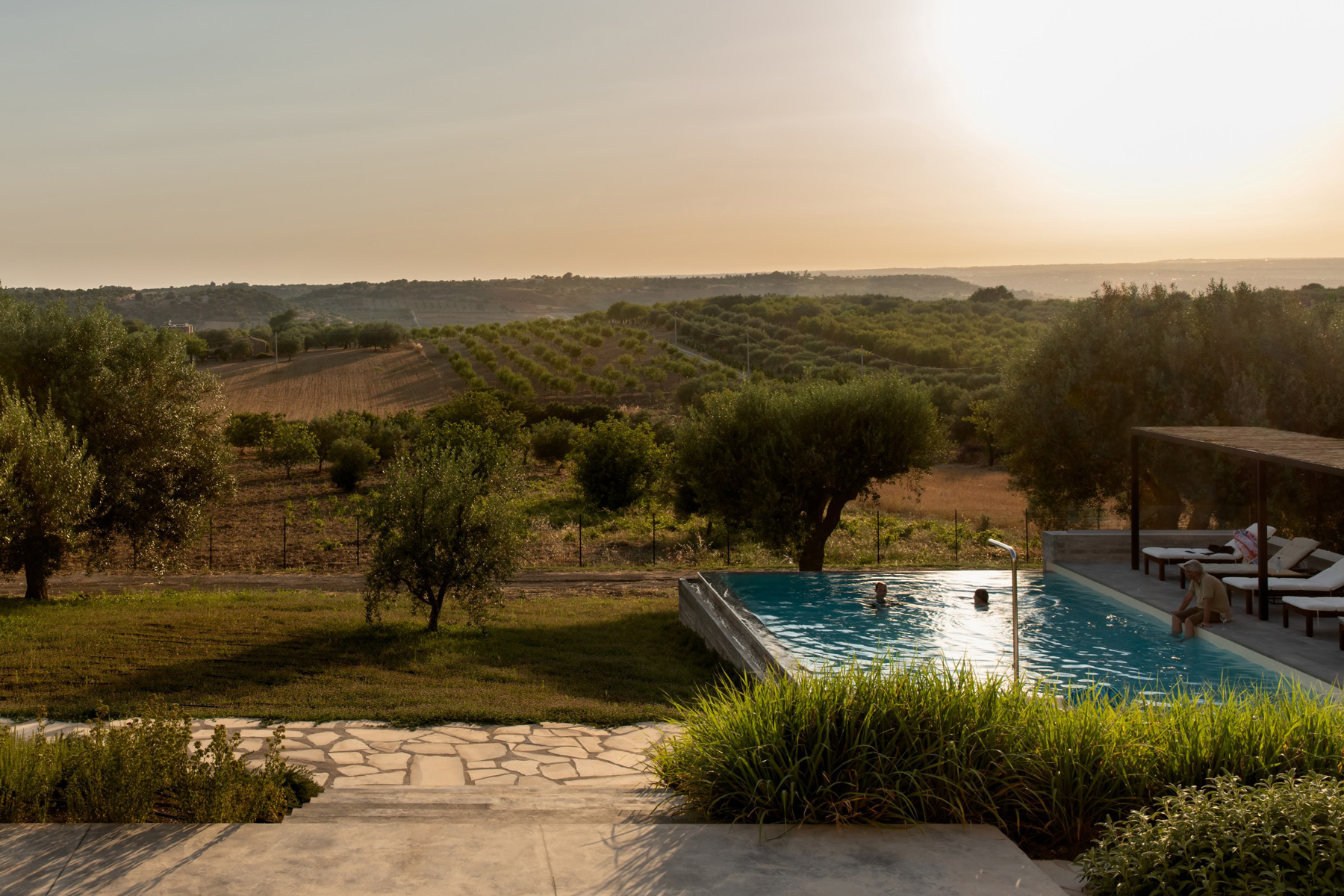 studio nuy van noort inserts holiday villa in the midst of sicily's rolling hills and olive groves