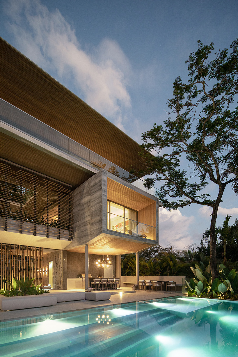 'atrium house' by studio saxe offers jungle and ocean views from a costa rica hilltop